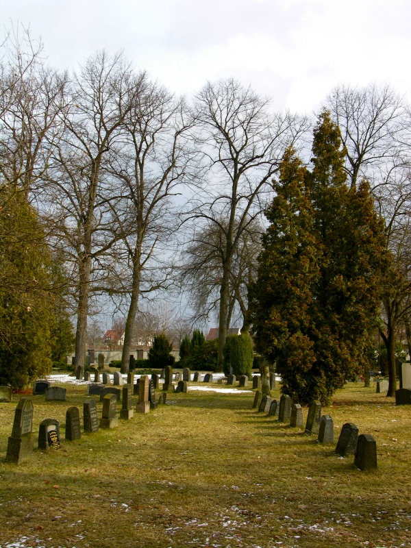 Friedhof Fürstenberg/Oder, März 2006